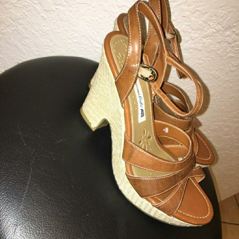 American eagle wedge sandals